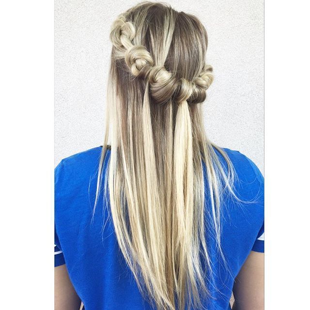 Acconciature capelli lisci - Instagram: @christinagunnell