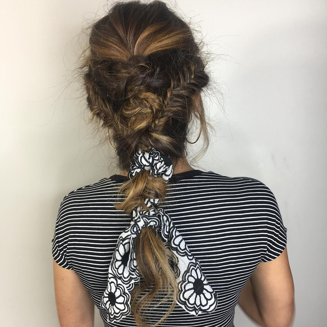 Treccia con foulard - Instagram: @therighthairstyles