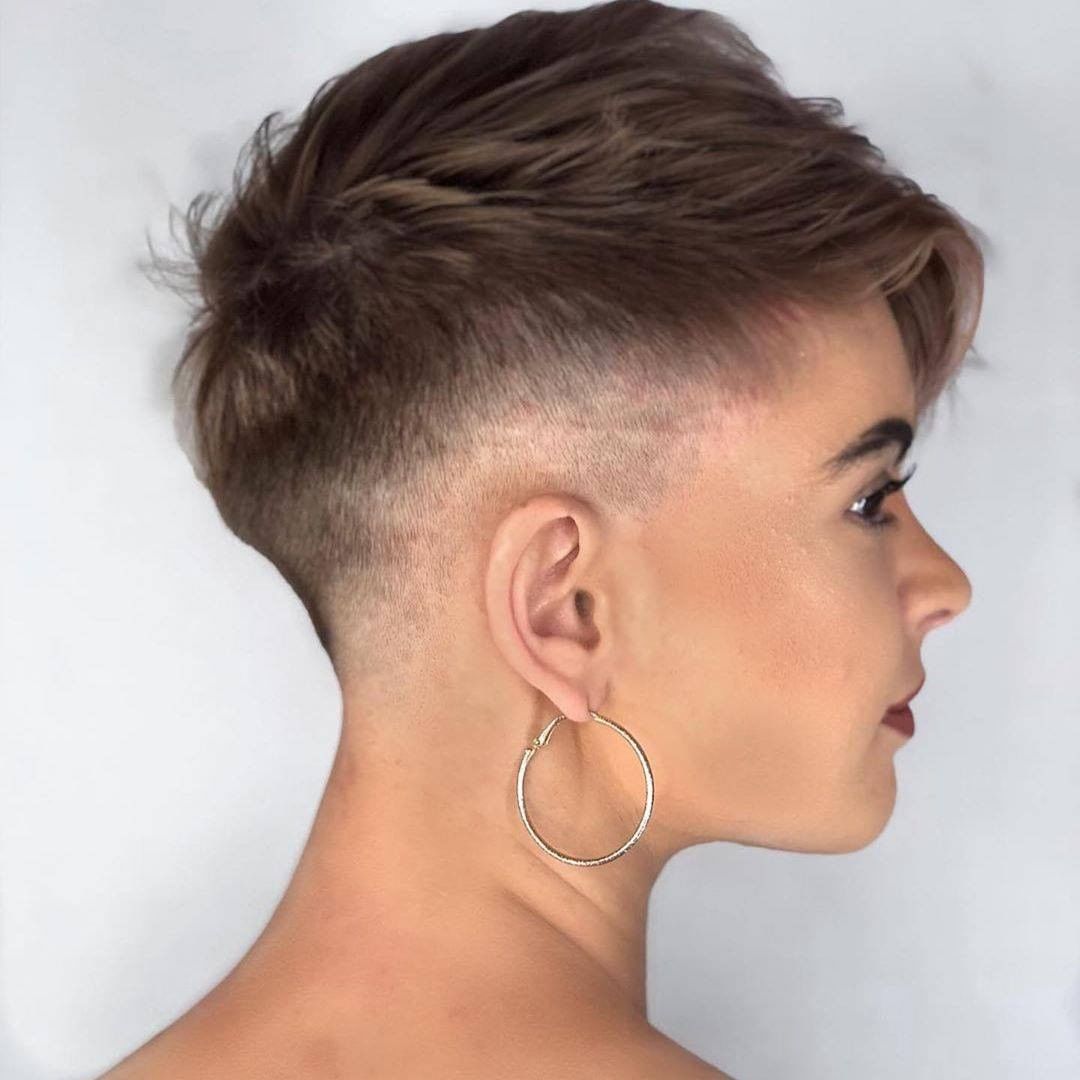 Pixie rasato - Instagram: @richardatkuthaus