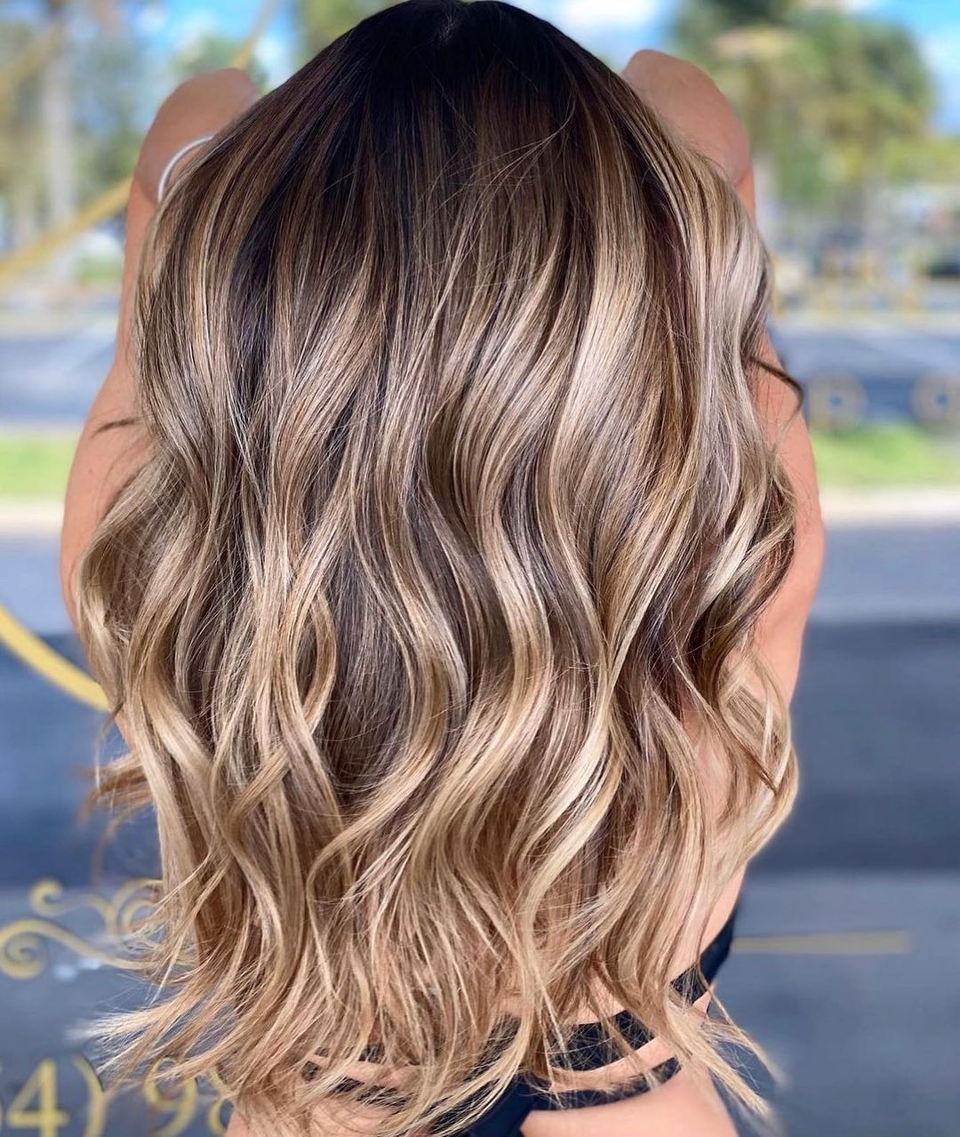 Balayage biondo luminoso - Instagram: @carra_balayage