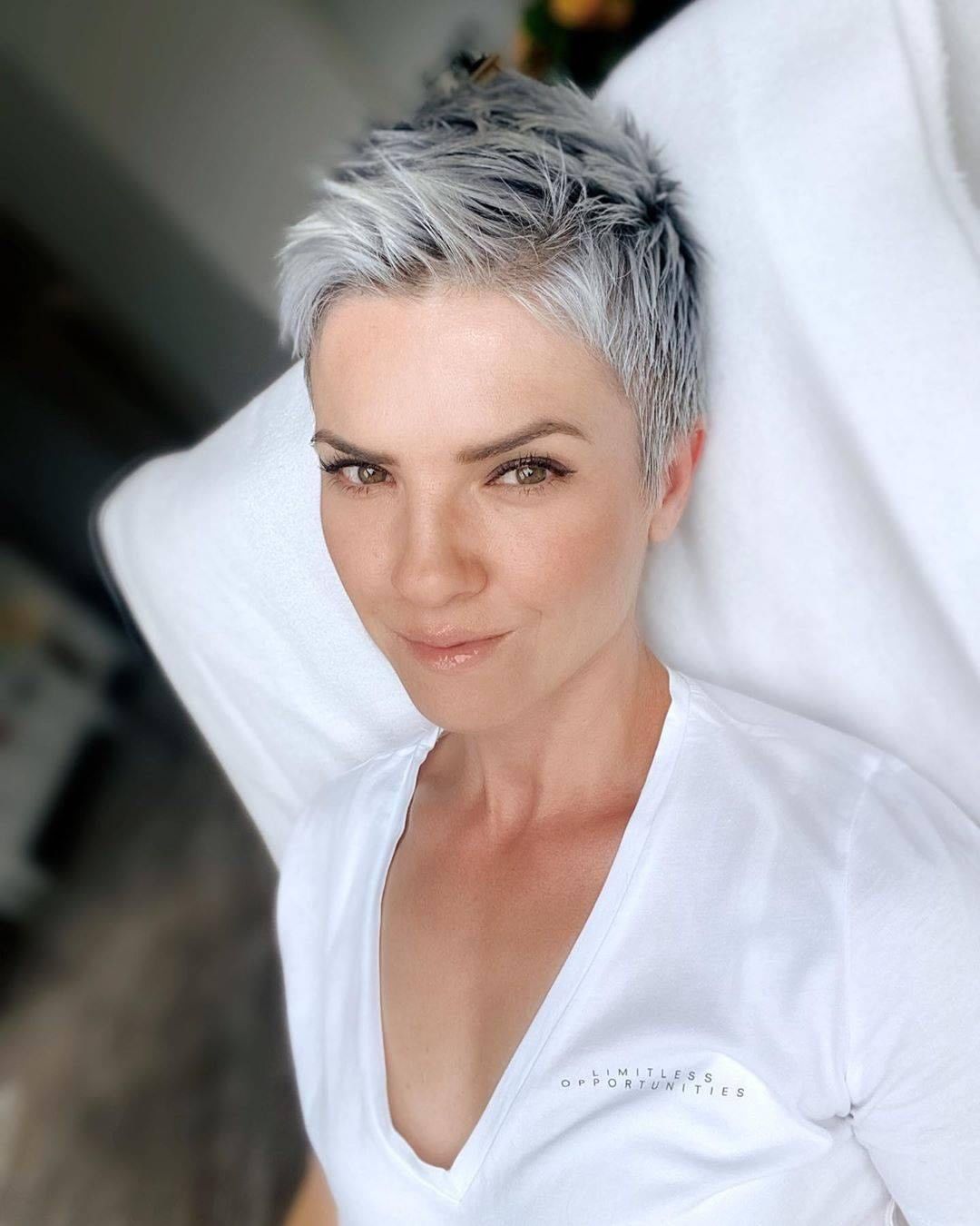 Pixie corto over 40 - Instagram: @sonia_rohrbach 