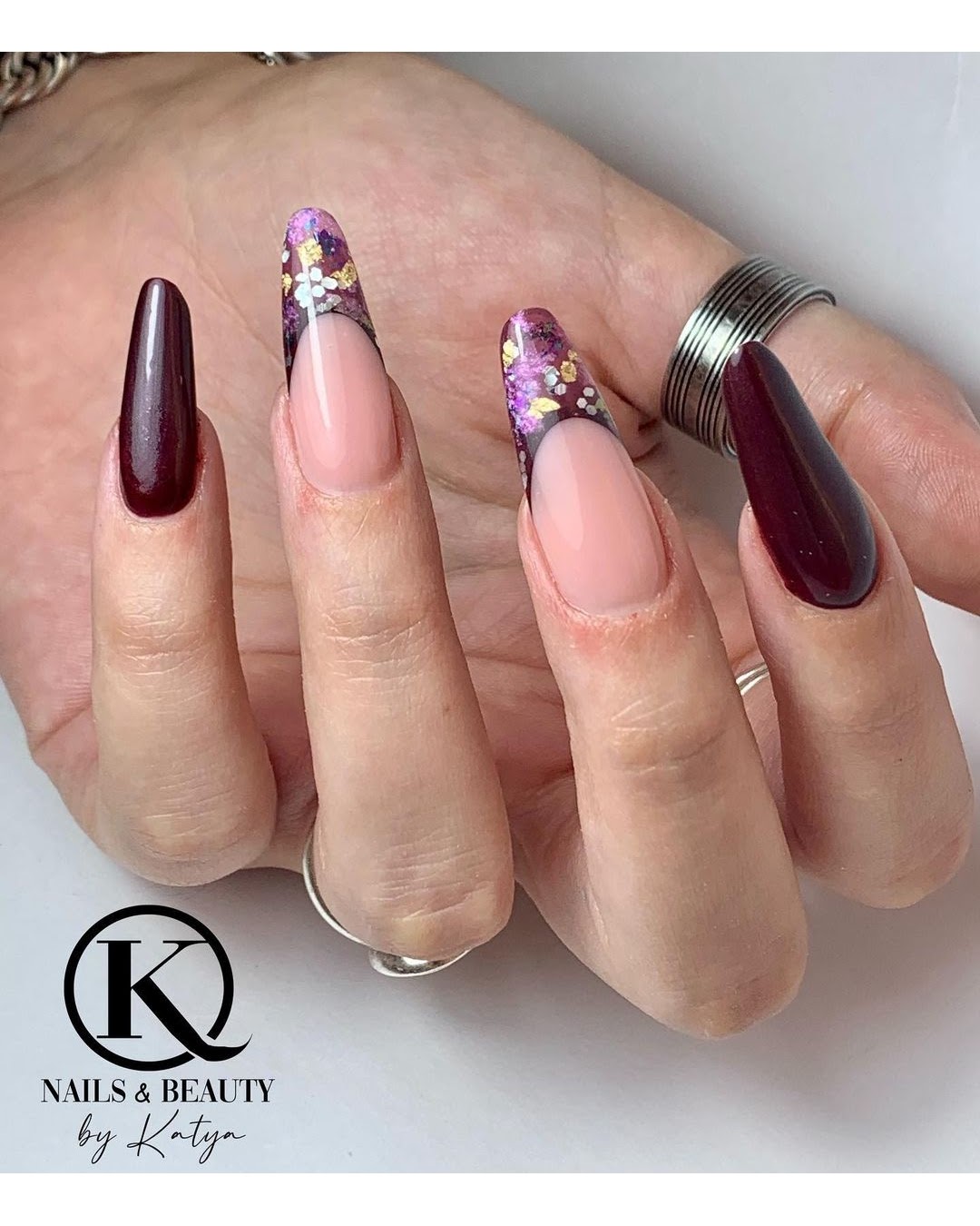 unghie con french-instagram: @ecaterinasircu