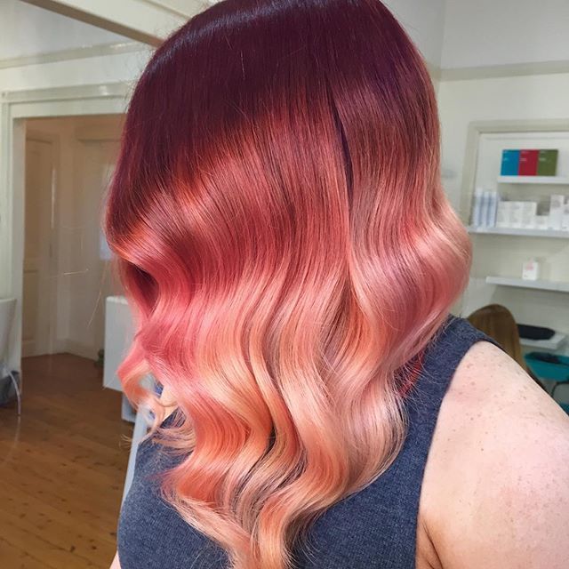 Capelli rossi sfumati - Instagram: @hairbytashalouisec