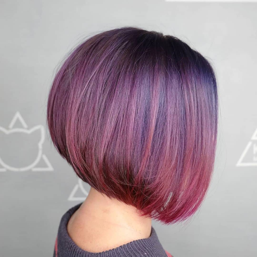 Caschetto con sfumature viola - Instagram: @kawaicat_salon